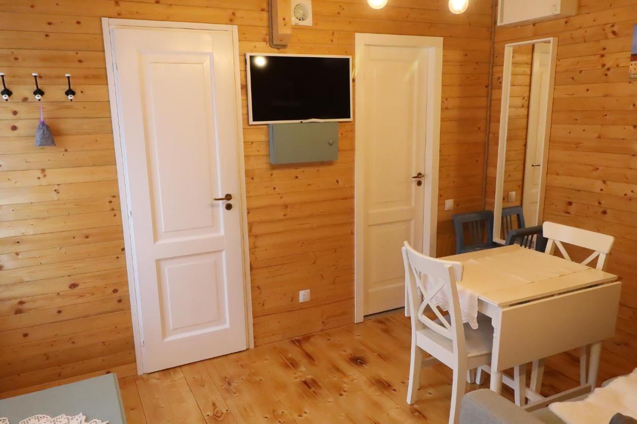 Casuta Din Vale Villa Oradea Ngoại thất bức ảnh